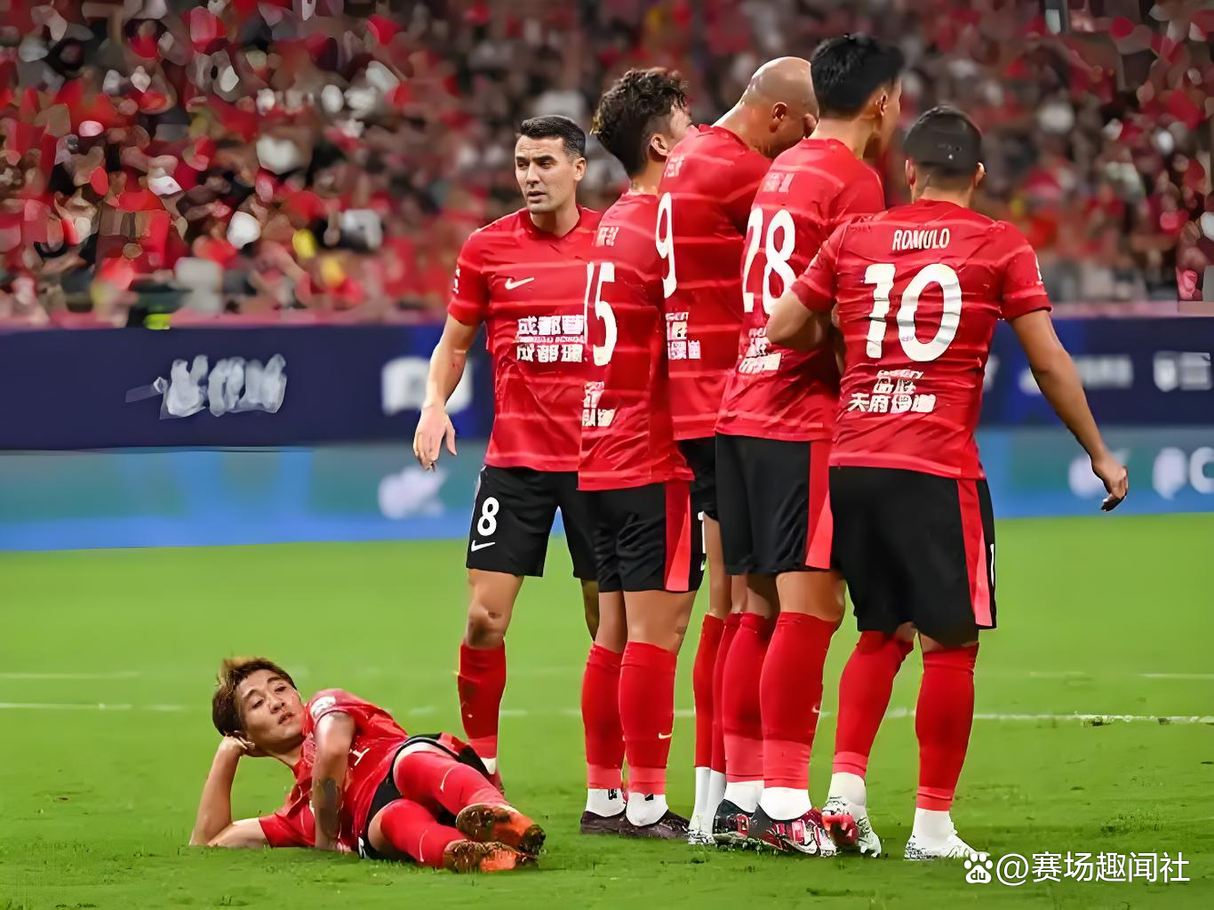 国内足球联赛遇强手，连续失利令人担忧的简单介绍