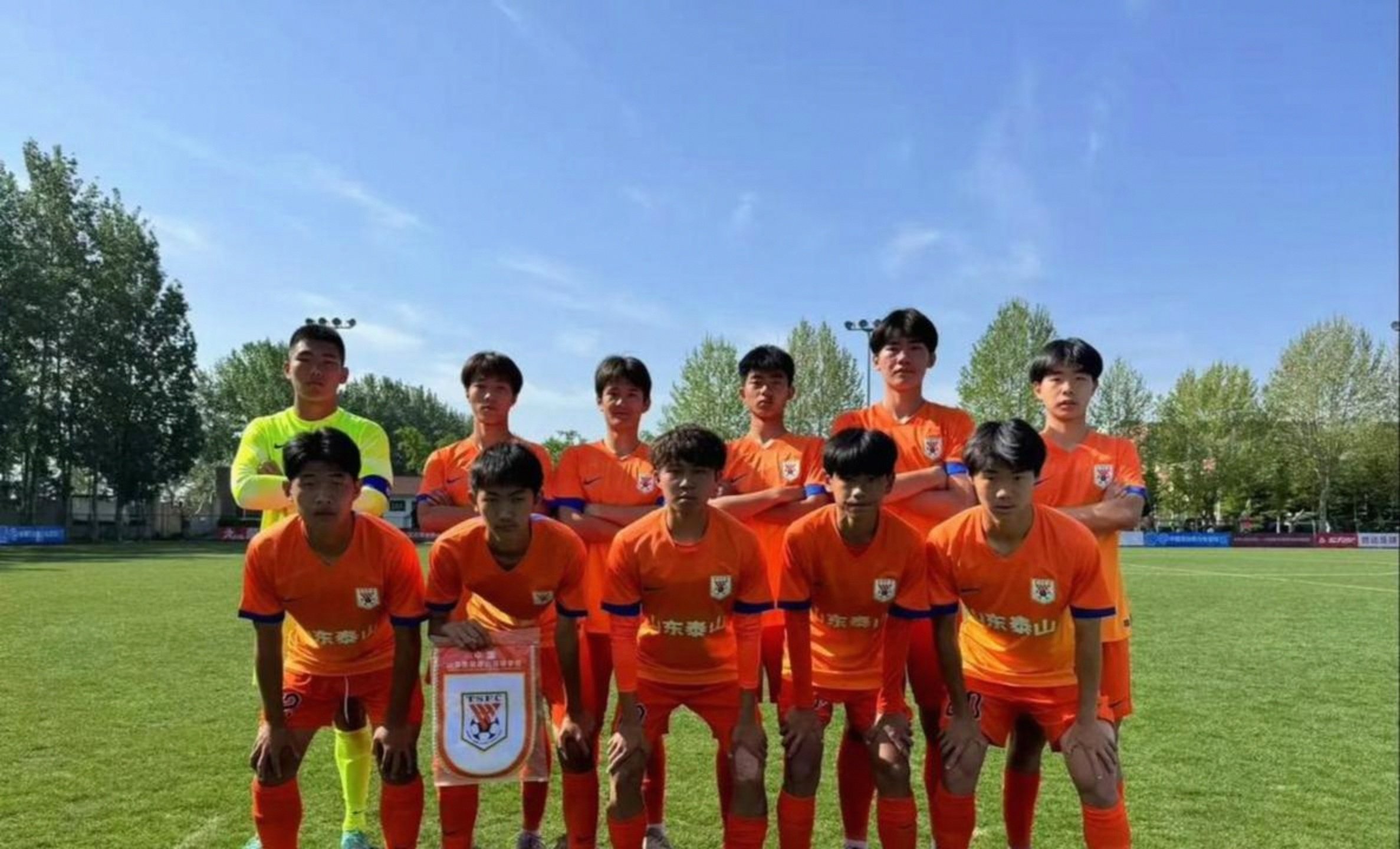 国内足球联赛遇强手，连续失利令人担忧的简单介绍